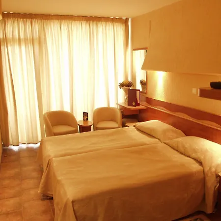 Üdülőközpont Cocor 4*